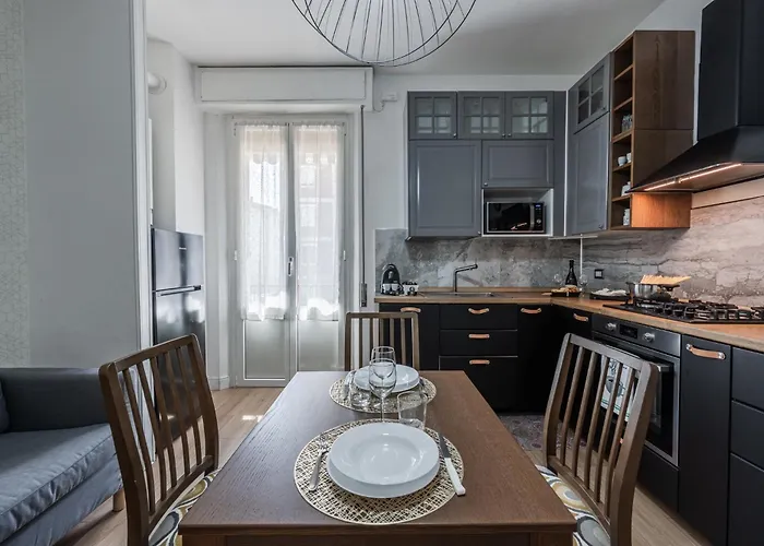 La Casa Di - Strategic Location Apartment Parma