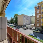 La Casa Di - Strategic Location *
